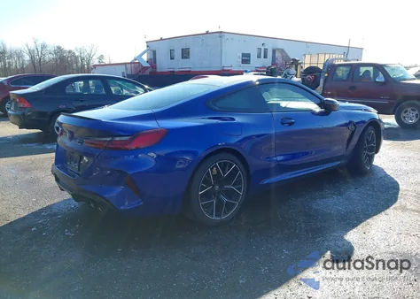 2022 BMW M8 Competition z USA, uszkodzony, nr VIN WBSAE0C00NCJ97896